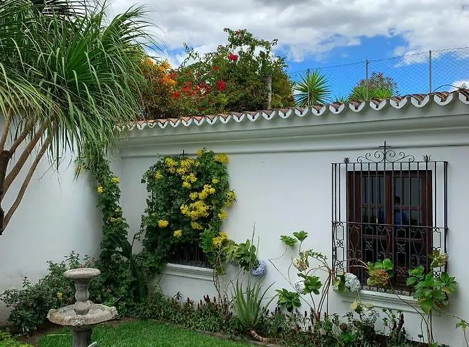 Casa Chula / Centrica Con Jardin, Terraza Y Parqueo