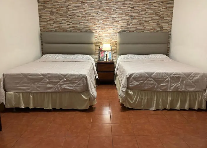 Casa Familiar Los Gringas